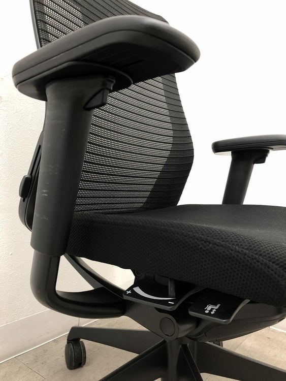 オカムラChoral（コーラル）チェア 可動肘付コーラルチェア 商品画像12