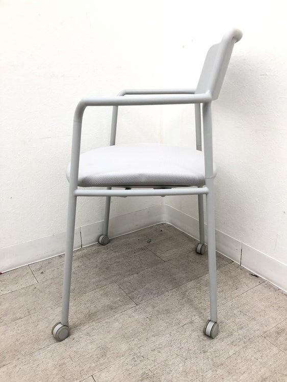 コクヨエニー(Any)シリーズ ミーティングチェア 商品画像3