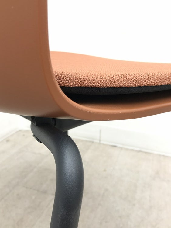コクヨHemming(ヘミング)シリーズ ミーティングチェア 商品画像9