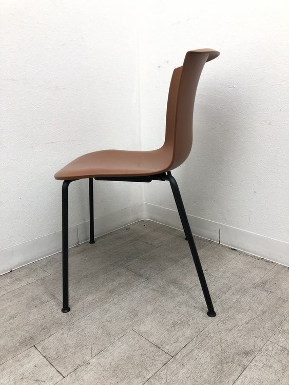 コクヨHemming(ヘミング)シリーズ ミーティングチェア 商品画像3