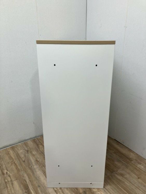 イトーキeSキャビネット(エスキャビネット)シリーズ 天板付き3扉スライド書庫 商品画像5