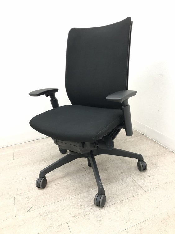 オカムラVisconte(ヴィスコンテ)チェア 可動肘付ヴィスコンテチェア 商品画像1