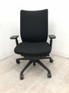 オカムラVisconte(ヴィスコンテ)チェア 可動肘付ヴィスコンテチェア 商品画像2