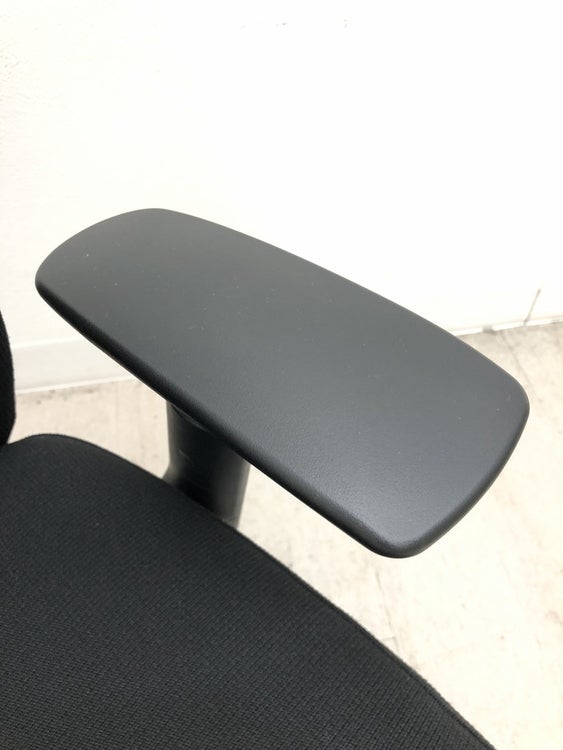 オカムラVisconte(ヴィスコンテ)チェア 可動肘付ヴィスコンテチェア 商品画像8