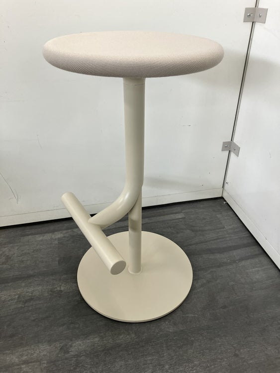 マジス（MAGIS）ティーブシリーズ 昇降スツール 商品画像1