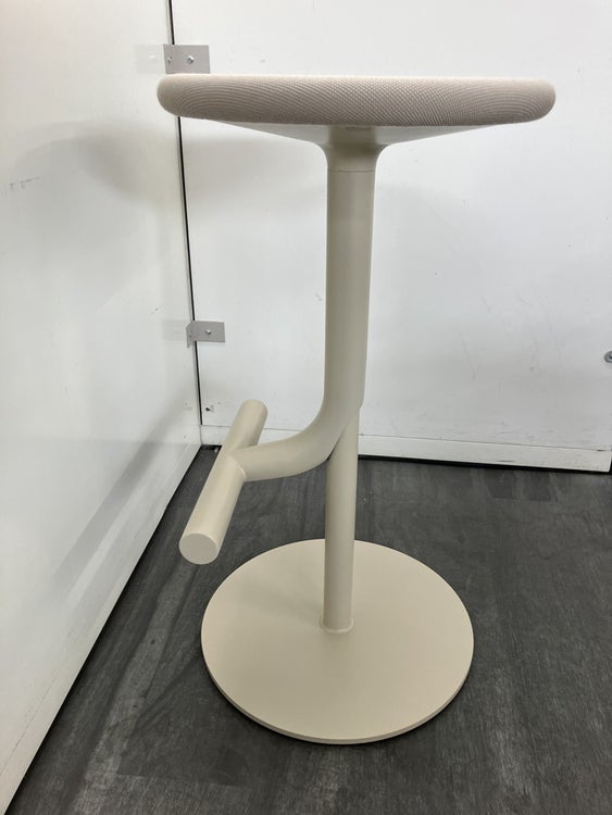 マジス（MAGIS）ティーブシリーズ 昇降スツール 商品画像3