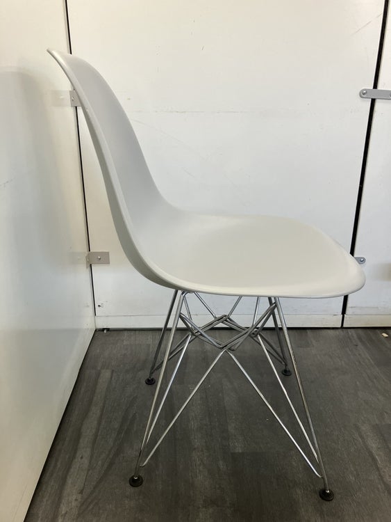 Vitra（ヴィトラ）サイドシェルチェア 商品画像2