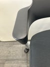 コクヨプロッティシリーズ スタッキングチェア 商品画像5