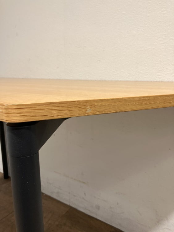 Vitra（ヴィトラ）Map tableシリーズ 台形テーブル 商品画像6