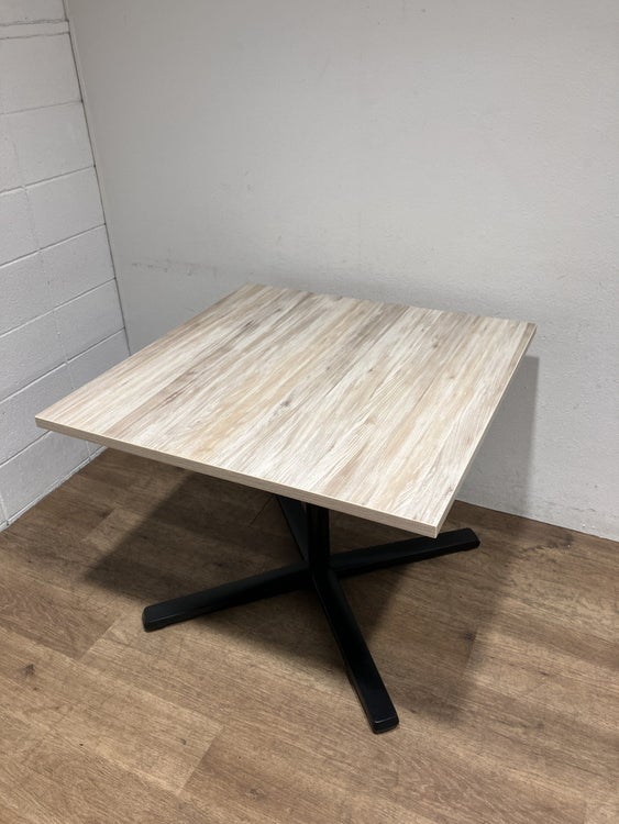 オカムラライブスシリーズ 昇降角テーブル 商品画像1