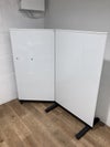 コクヨホワイトボードスクリーンシリーズ 2連自立ホワイトボードパーテーション 商品画像1