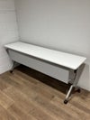 コクヨLeafline(リーフライン)シリーズ 平行スタックテーブル 商品画像1