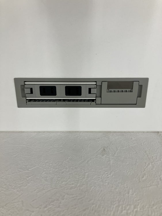 オカムラSwift(スイフト)シリーズ 1500電動昇降デスク 商品画像6