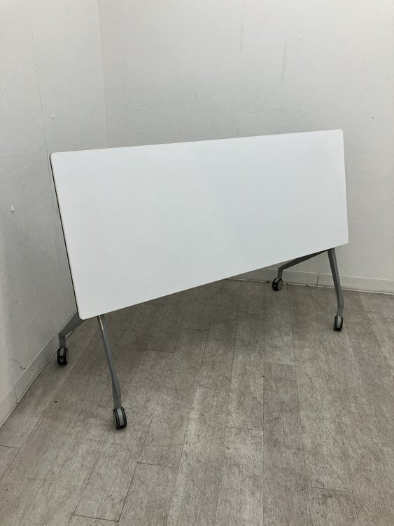 オカムラINTERACT NT(インターアクトエヌティー)シリーズ  1500平行スタックテーブル 商品画像1