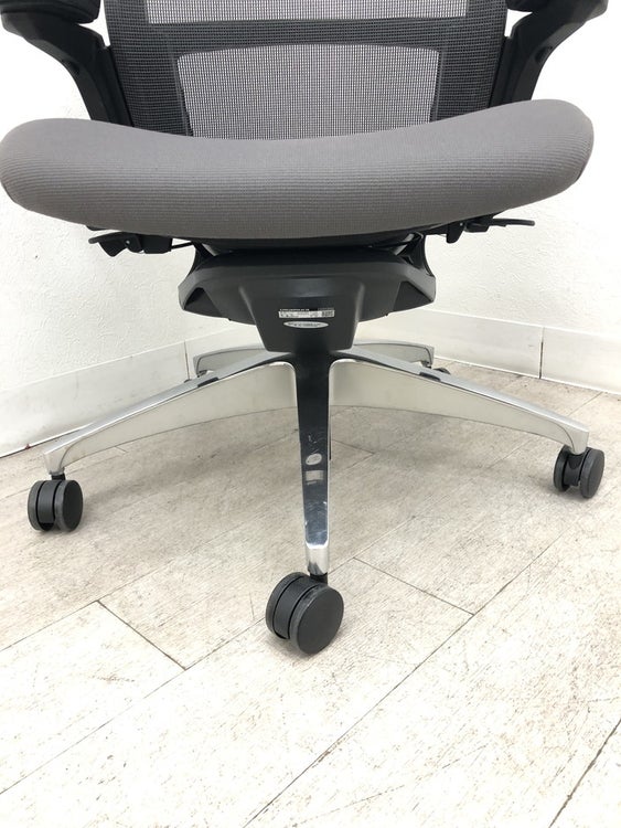 オカムラFINORA(フィノラ)シリーズ 可動肘付フィノラチェア 商品画像15
