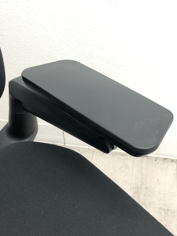 スチールケースGesture（ジェスチャー）チェア 可動肘付ジェスチャーチェア 商品画像10