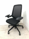 イトーキノート(nort)チェア 可動肘付ノートチェア 商品画像1
