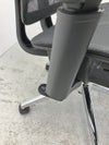 肘付きオフィスチェア 商品画像12