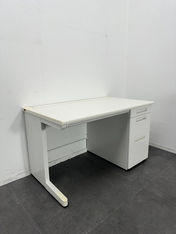 ナイキ1200片袖デスク 商品画像1