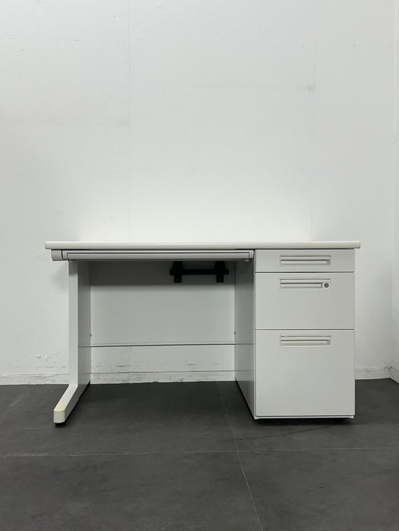 ナイキ1200片袖デスク 商品画像2