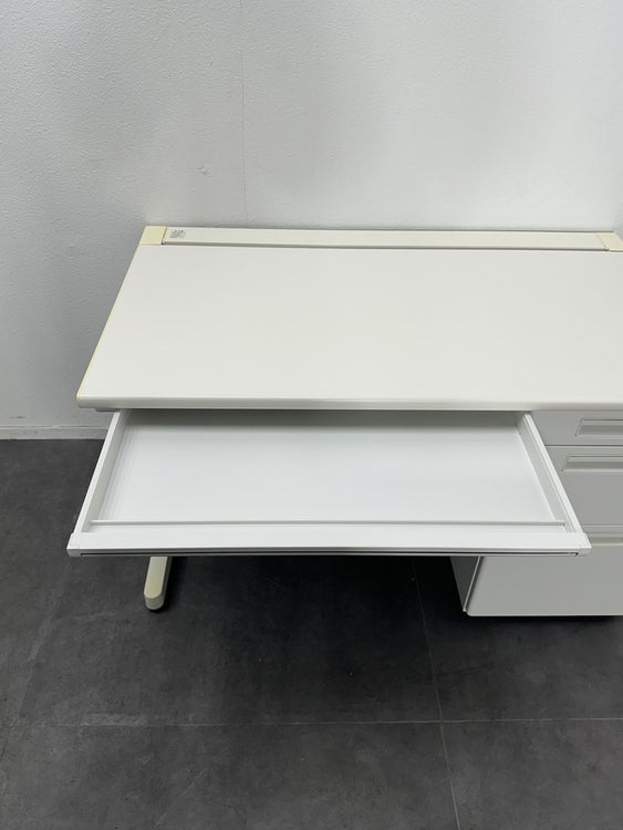 ナイキ1200片袖デスク 商品画像5