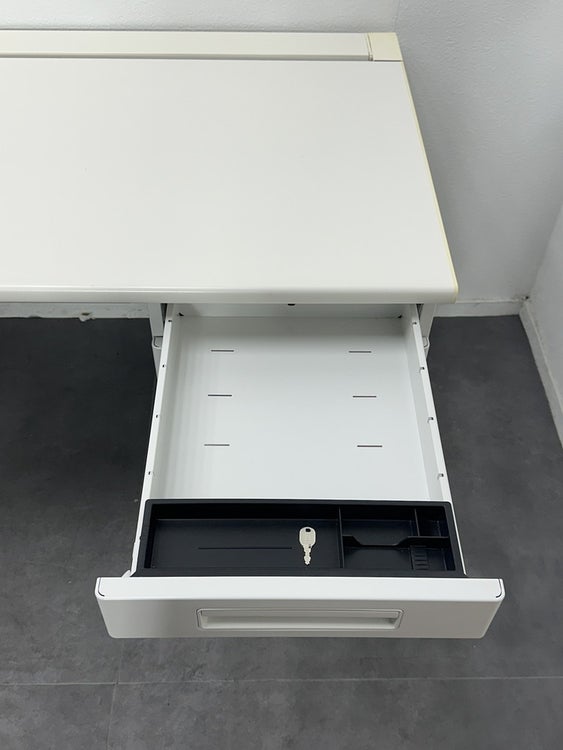 ナイキ1200片袖デスク 商品画像6