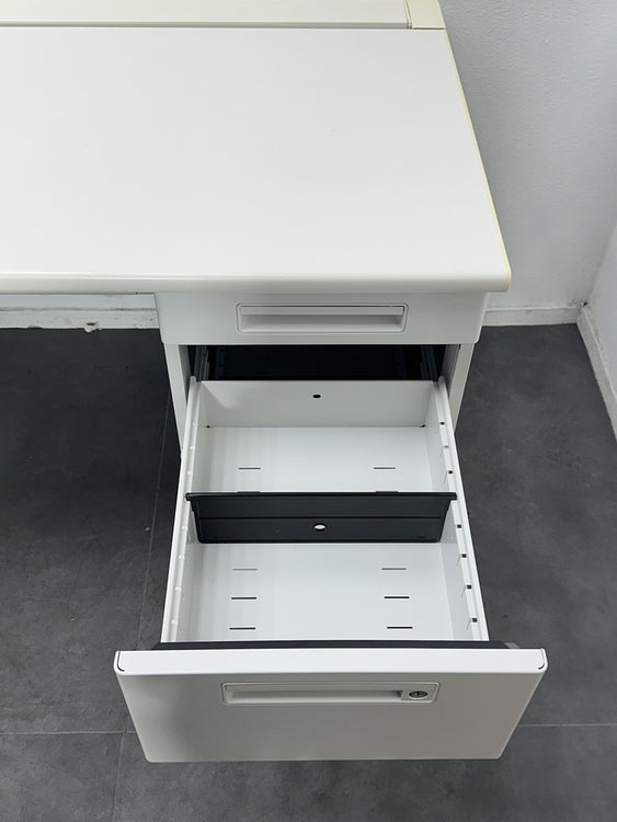 ナイキ1200片袖デスク 商品画像7