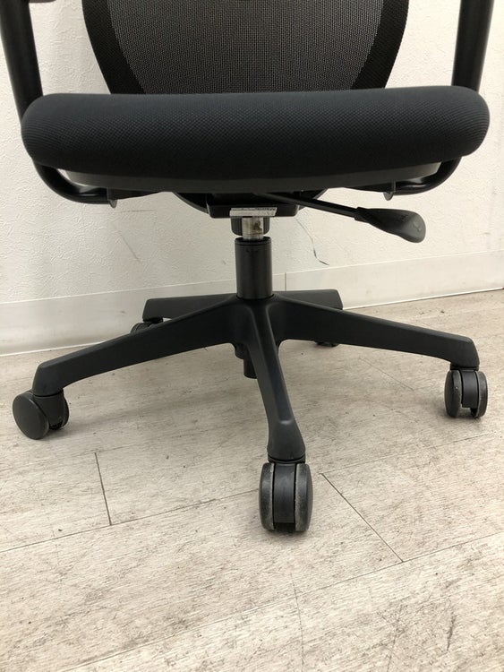 オカムラCG-M(シージーエム)シリーズ 可動肘付CG-Mチェア 商品画像14