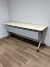 コクヨLeafline(リーフライン)シリーズ 平行スタックテーブル 商品画像1
