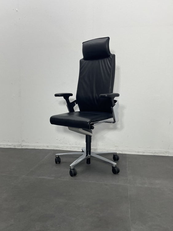 Wilkhahn（ウィルクハーン）ONシリーズ 可動肘付ONチェア 商品画像1