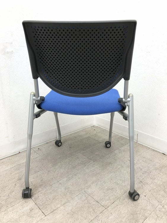 オカムラプロスタックシリーズ ネスティングチェア 商品画像4