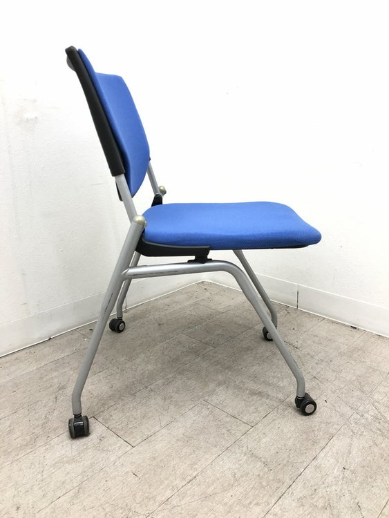 オカムラプロスタックシリーズ ネスティングチェア 商品画像5