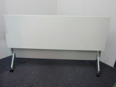 コクヨLeafline(リーフライン)シリーズ 1800サイドスタックテーブル 商品画像1