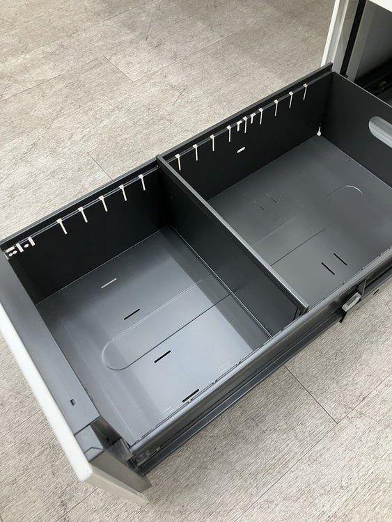オカムラADVANCE（アドバンス）シリーズ 1600片袖デスク 商品画像12
