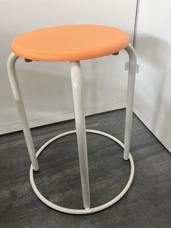 ウチダ（内田洋行）スツール 商品画像1
