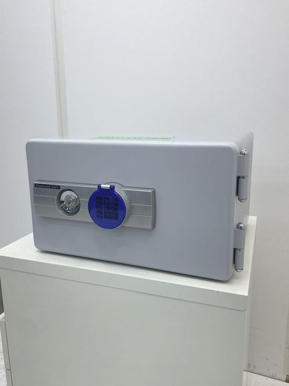 耐火金庫(オフィス家具アクセサリー)|無限堂ネットショップ