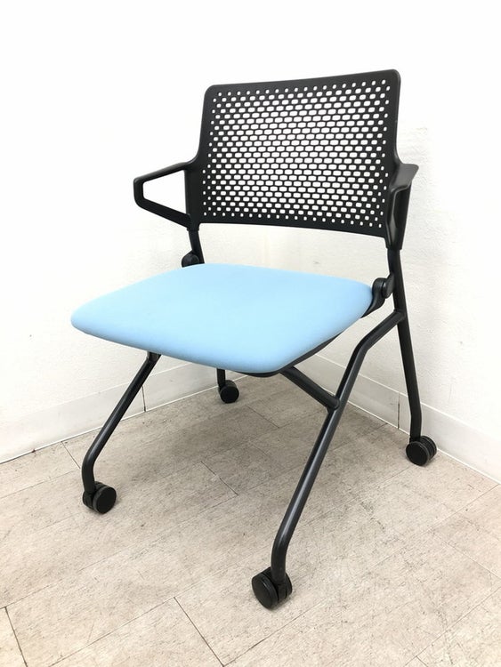 ウチダ（内田洋行）FM-345シリーズ ネスティングチェア4脚セット 商品画像3