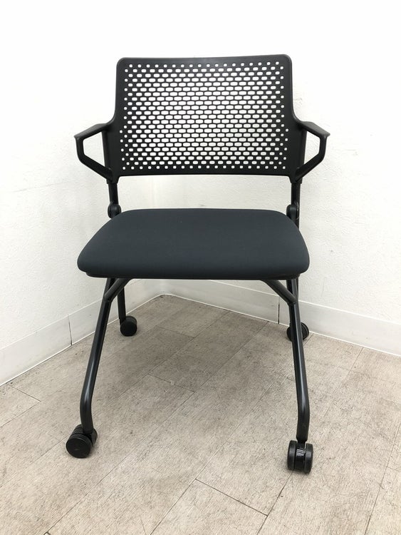 ウチダ（内田洋行）FM-345シリーズ ネスティングチェア 商品画像2