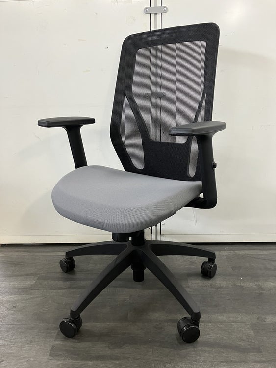 アイコMS-1300シリーズ 可動肘付OAチェア 商品画像1