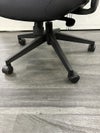 FURSYS(ファシス)SIDIZ T30シリーズ 可動肘付OAチェア 商品画像5