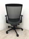 オカムラESCUDO(エスクード)チェア 可動肘付エスクードチェア 商品画像4