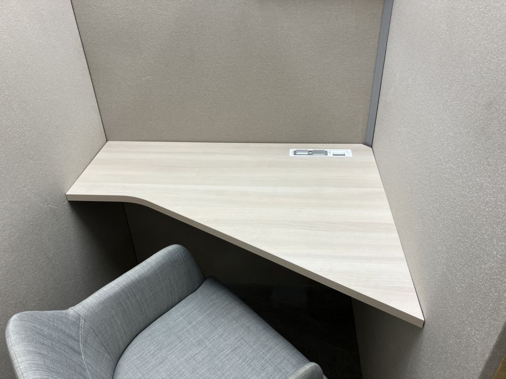 オカムラdrape（ドレープ）シリーズ 1人用ワークブースセット 商品画像6