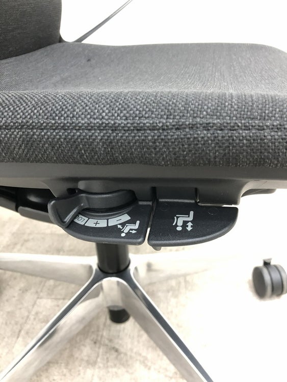 オカムラmode(モード)シリーズ 固定肘付モードチェア 商品画像11