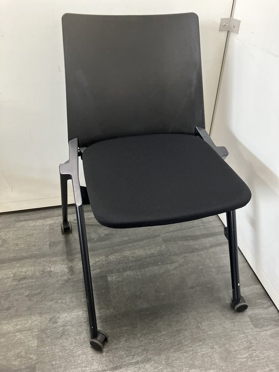 コクヨスタッカシリーズ ネスティングチェア4脚セット 商品画像2
