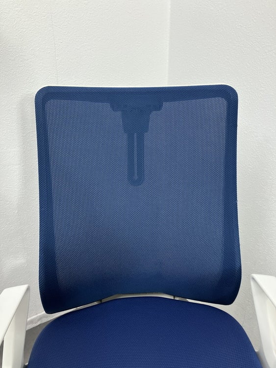 オカムラFluent(フルーエント)チェア 固定肘付フルーエントチェア 商品画像6