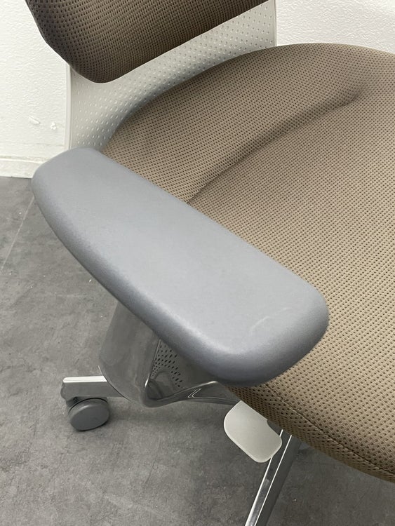 コクヨing(イング)チェア 固定肘付イングチェア　 商品画像8