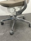 コクヨing(イング)チェア 固定肘付イングチェア　 商品画像12