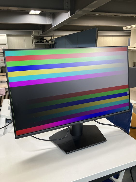 27インチ液晶モニター 商品画像1