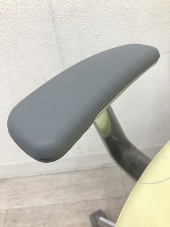 コクヨing(イング)チェア 固定肘付イングチェア　 商品画像7