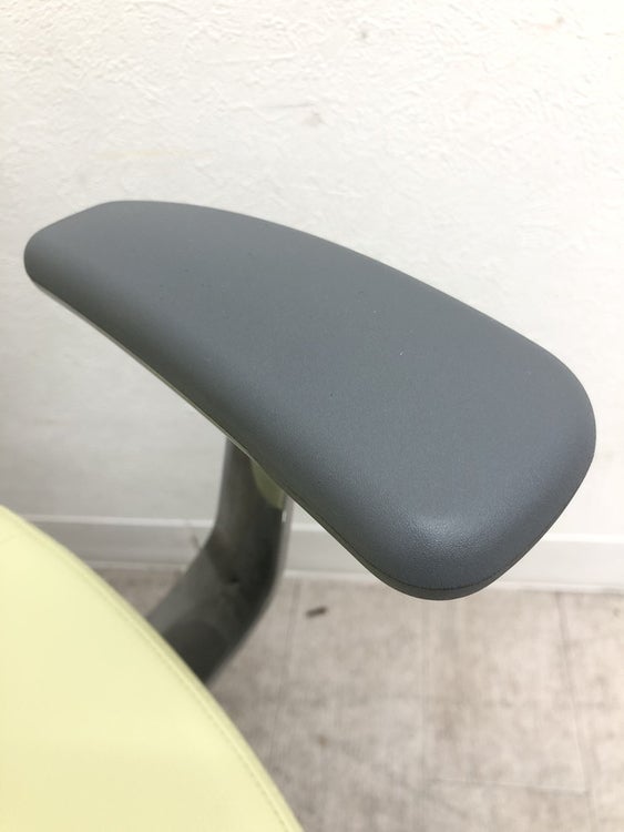 コクヨing(イング)チェア 固定肘付イングチェア　 商品画像8